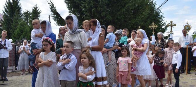 Про хресне знамення і поклони