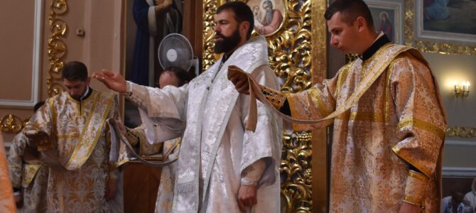 Літургійні жести та знаки